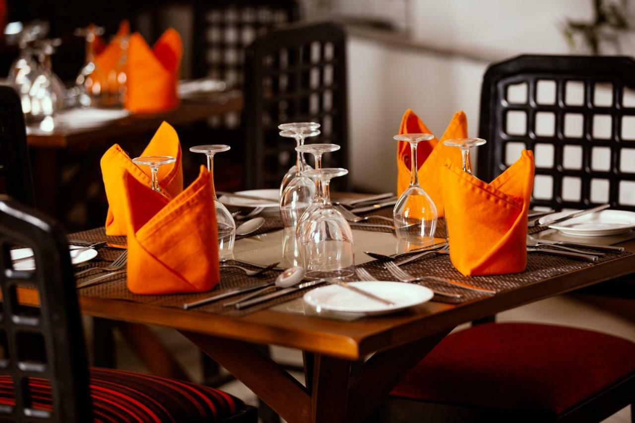 Kandy City Hotel By Earl'S Bagian luar foto